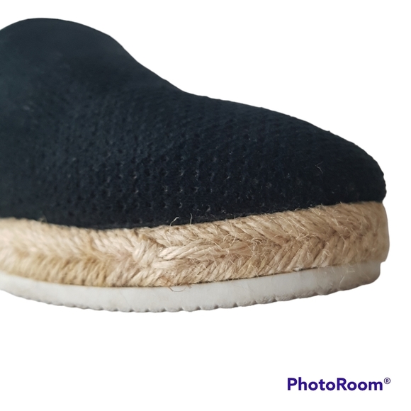 Life Stride Black and Tan Wedges - Picture 9 of 16